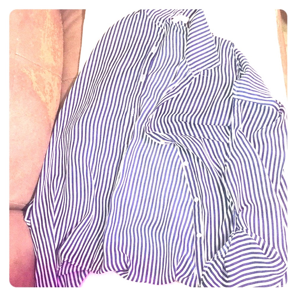 Cold shoulder 3/4 sleeve blouse size L